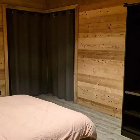 Au Calme, 7mn Des Pistes De