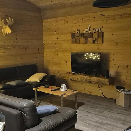 木屋 Au Calme, 7mn Des Pistes De *